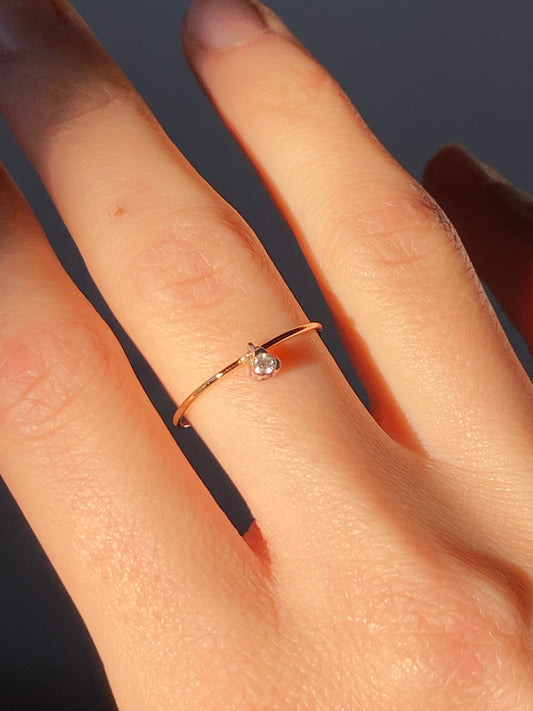 Anillo de oro y diamante