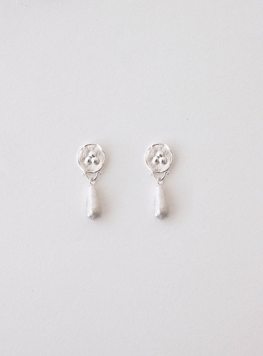Pendientes de plata. Foto detalle.