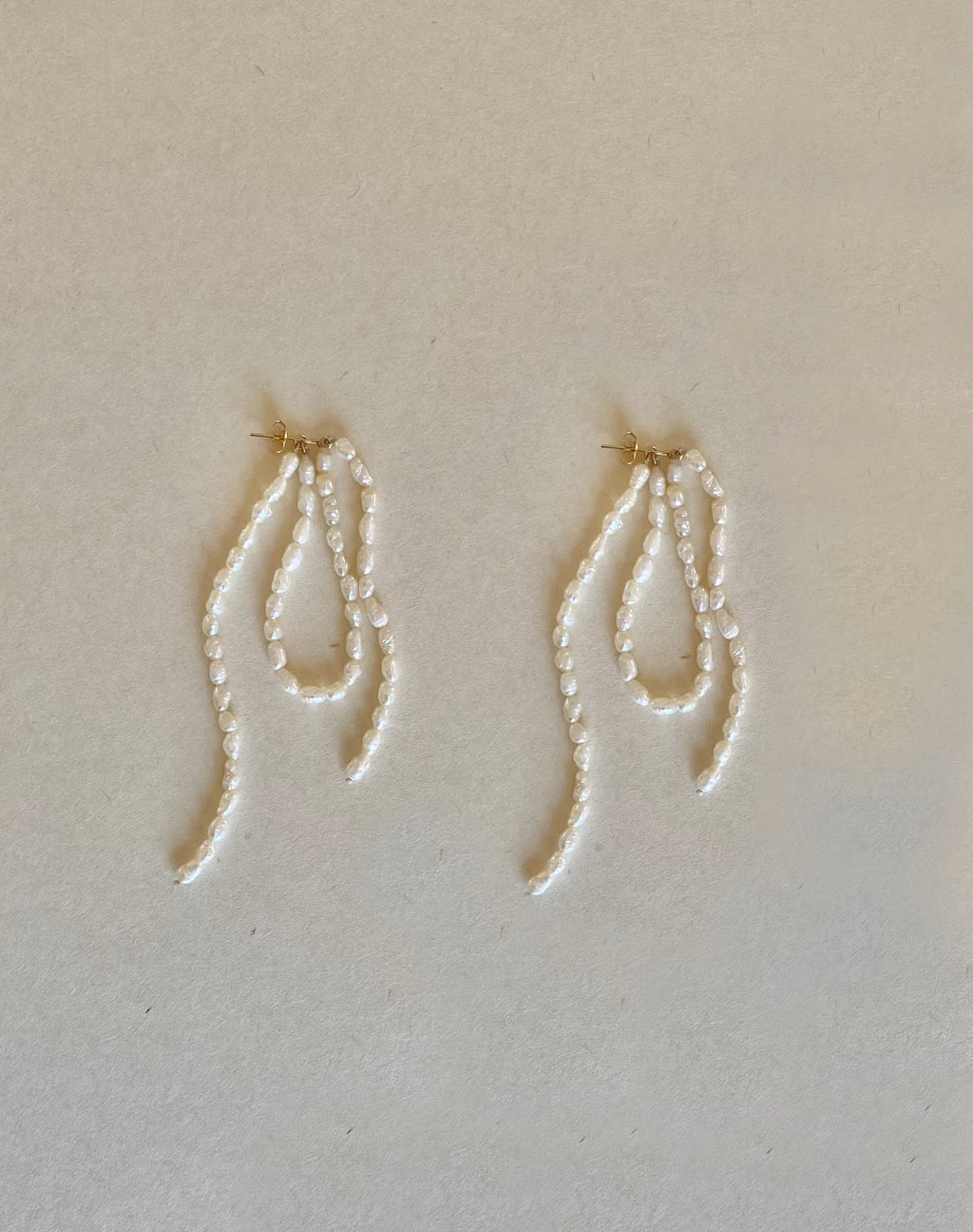 Baroque pearl thread earrings