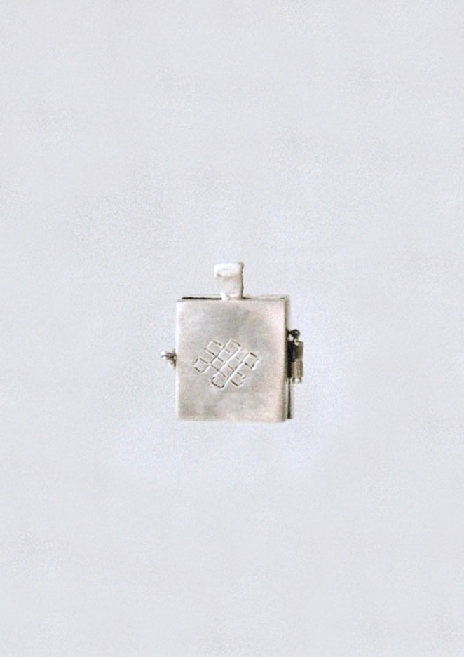 Inscribed reliquary